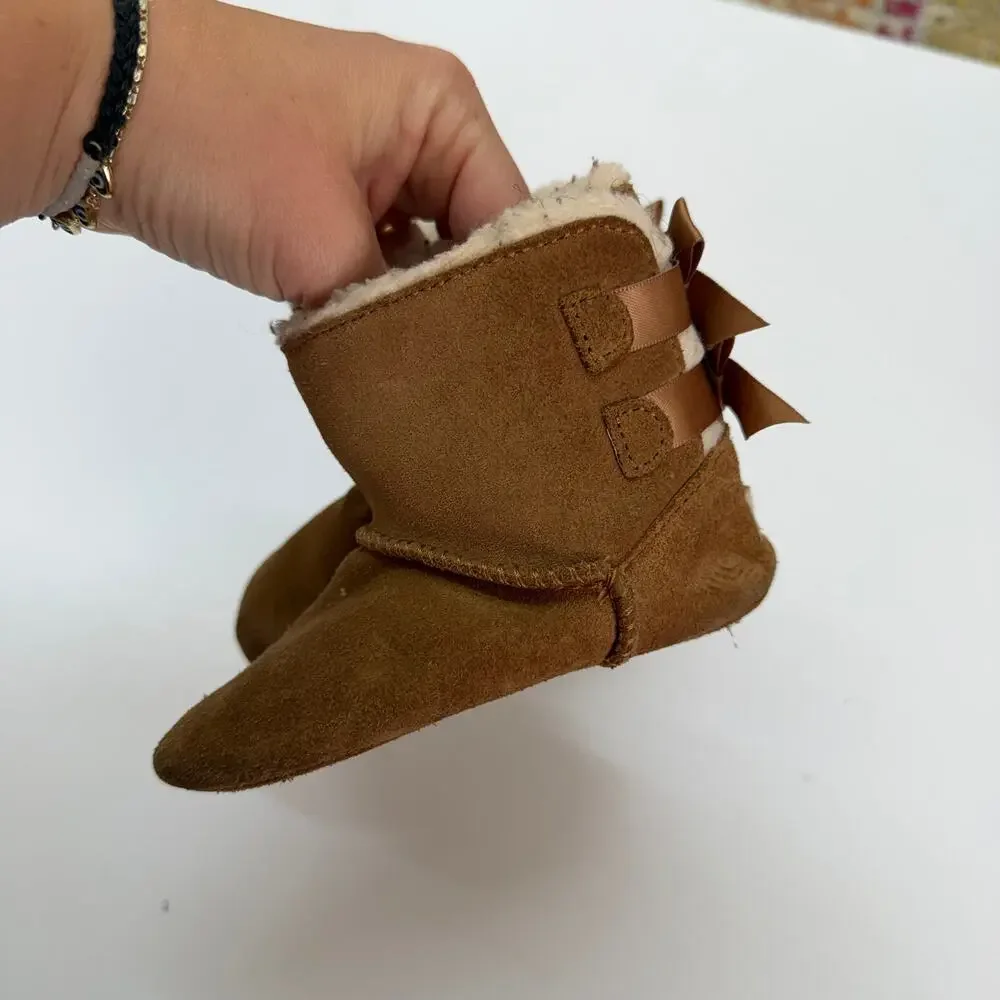 UGG Baby Bailey Bow Boot 4/5 12-18M